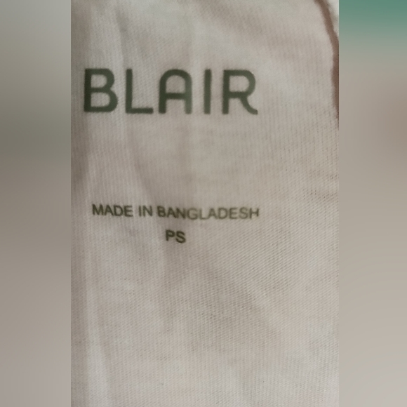 Women's shorts - Picture 4 of 4